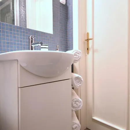 Apartment Charming Old Town Centre Studio
