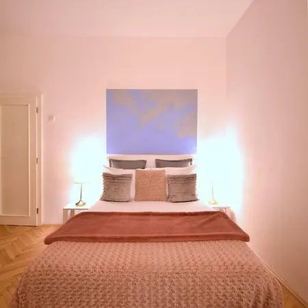 Apartment Charming Old Town Centre Studio *