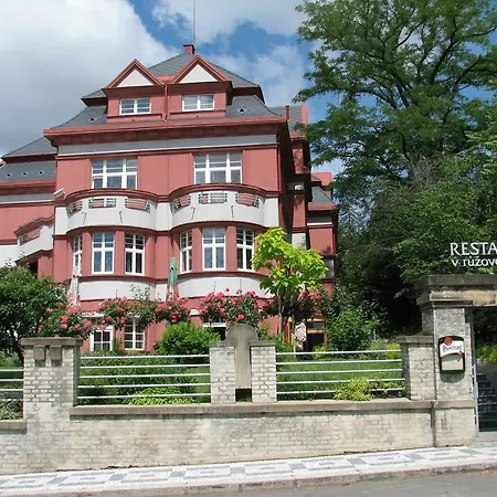 Hotel Villa Hotell 4*