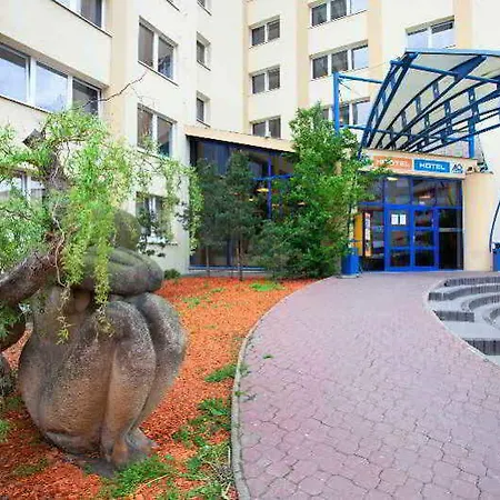 Hostel A&o Metro Strizkov *
