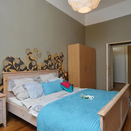 Dlouha 2ab Apartment *