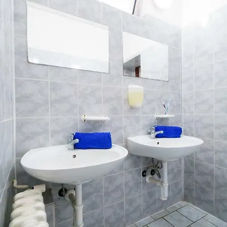 Hostel Sinkule