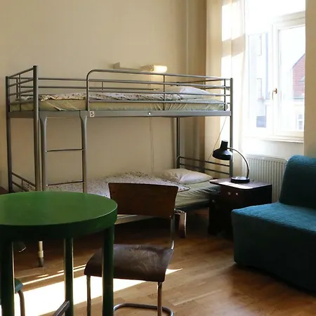 Lipa Hostel