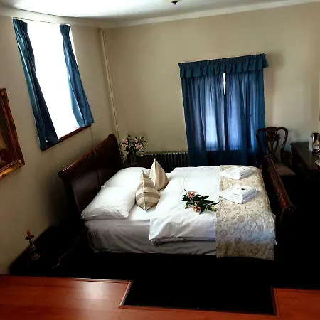 Otel Golden Age 3*