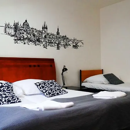 Mai Bohemia Hostel And Apartment Prague