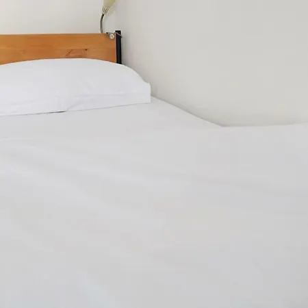 Mai Bohemia Hostel And Apartment Prague