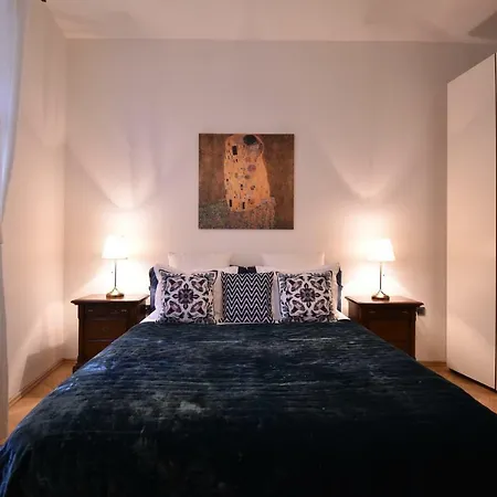 Cozy Flat By The Astronomical Clock Prag