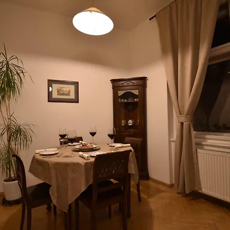 Apartment Cozy Flat By The Astronomical Clock