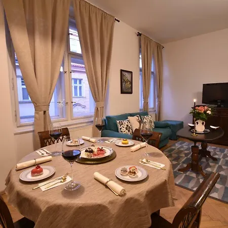 Cozy Flat By The Astronomical Clock Apartment Prague
