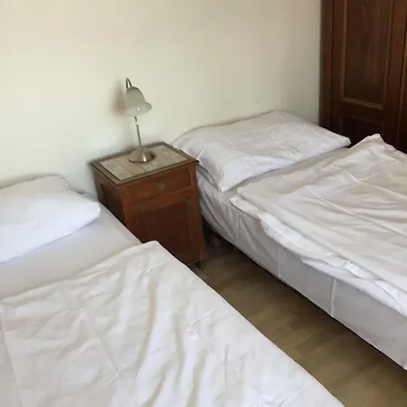Rosemary Hostel *