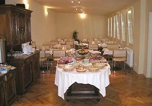 Meda Of Museum Kampa 3*