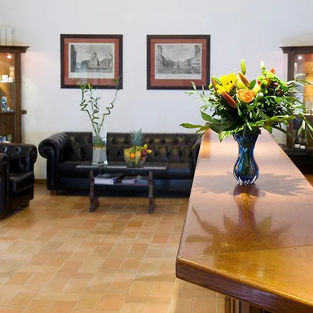 1 Hotel 4*