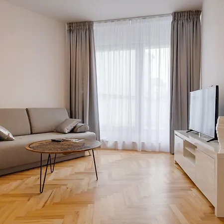 Gold Art Apartment Prague