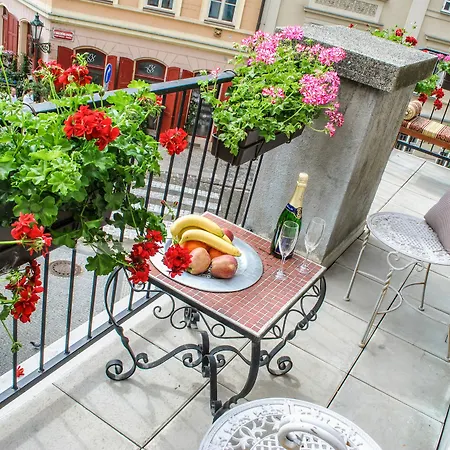 Wishlist Old Residences * Prague