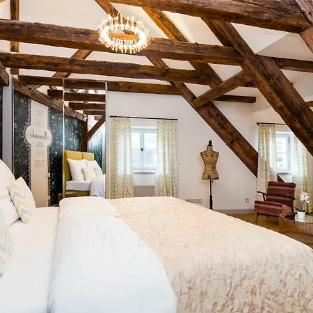 Hotel Old Royal Post Boutique & Premium
