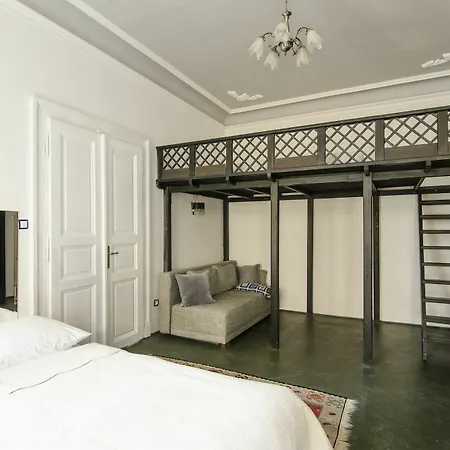 Wishlist Old Residences