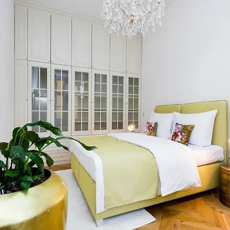 Apartment Opletalova