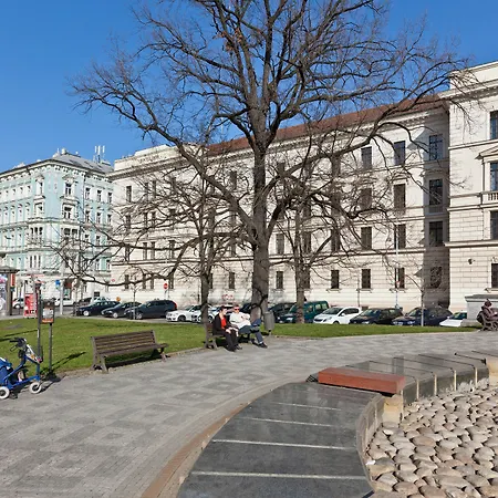 Hotel apartamentowy Royal Praga