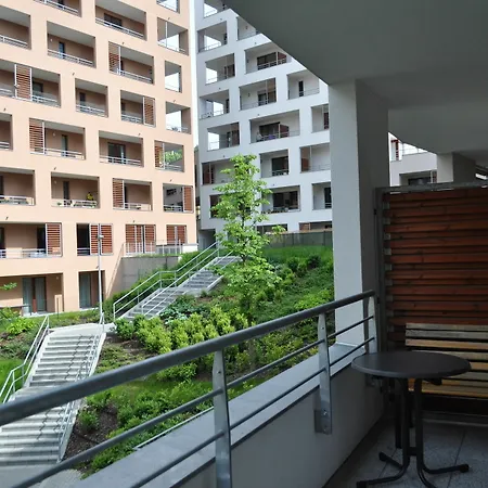 Apartment Bright Spacious