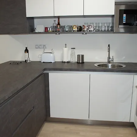 Apartment Enjoy In Garden Prague