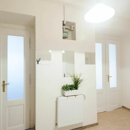 Gorazdova Apartment *