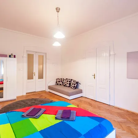 Apartment Gorazdova Prag