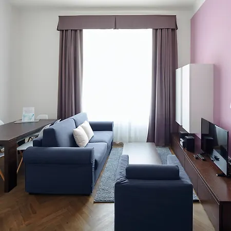 River Apartment *