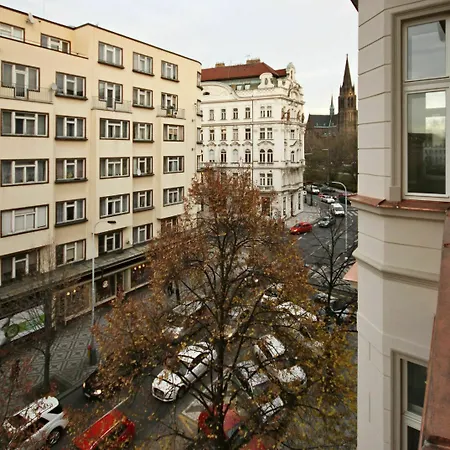 Elizabeth Hotel