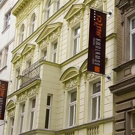 Downtown Kodanska Aparthotel 4*