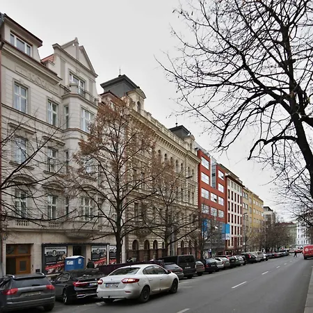 Elizabeth Hotel 4*