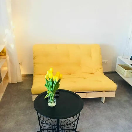 Apartment Design & Cozy Krizova *