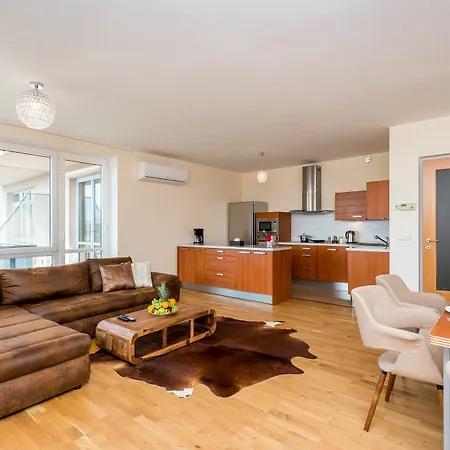 U Zvonarky Apartment Prague