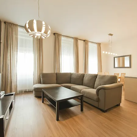Downtown Kodanska Aparthotel