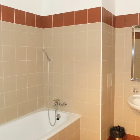 Naprstkova Aparthotel 3*