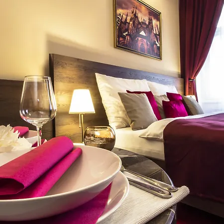 Milada Apartahotel