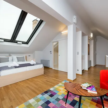 Apartment Empirent Beautiful Duplex