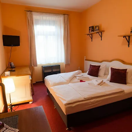 Hattrick Guest house