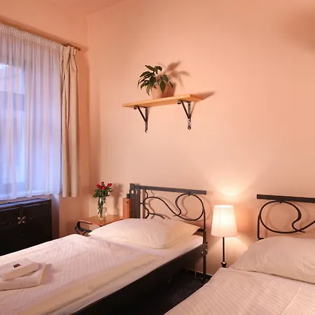 Hattrick Guest house Prague