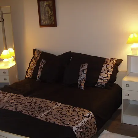 Decadent Apartment Prague