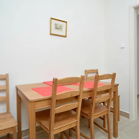 Mivos Apartment