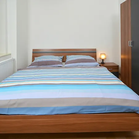 Apartment Mivos Prague