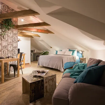 Gigantic Boho Chic 3 Bedroom 3 Bathroom Loft With Hanging Chair Lägenhet