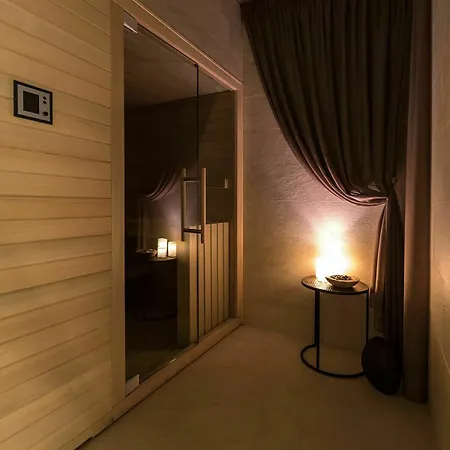 Merchant's Crown Hotel Prague