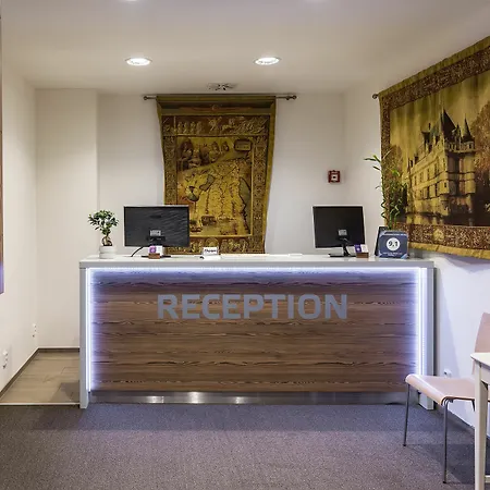 Merchant's Crown Hotel Prague