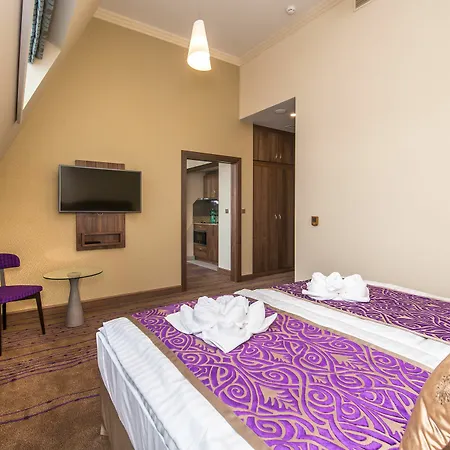 Merchant's Crown Hotel Prague