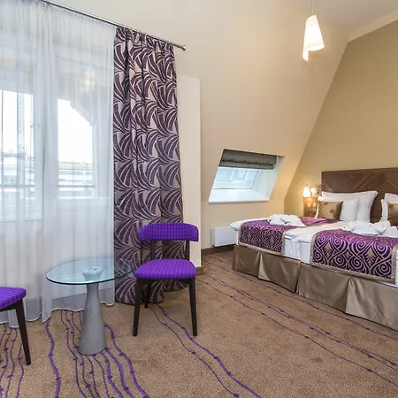 Merchant's Crown 4* Prague
