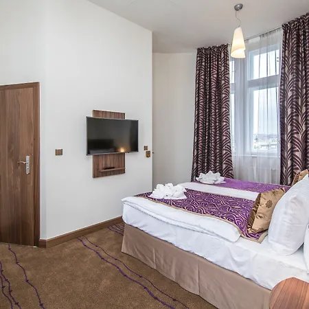 Merchant's Crown 4* Prague