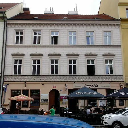 Spacious In The Heart Of Apartment *