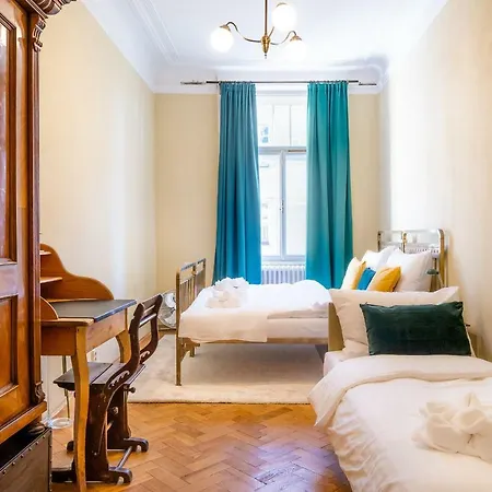 Luxurious Kafka Family In Old Town
