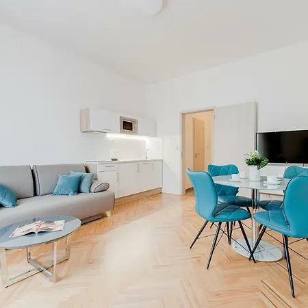 Apartment Gold Art